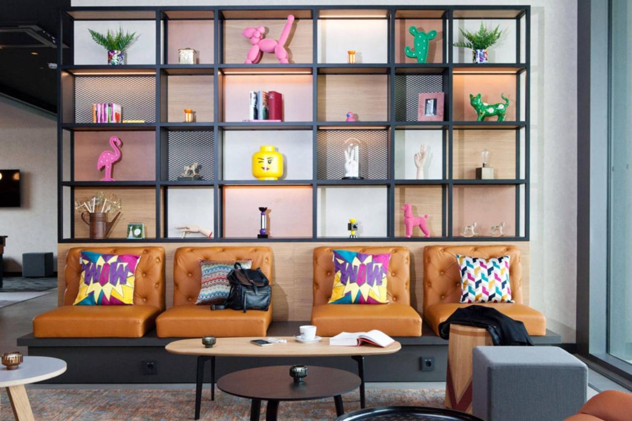 Moxy Rust Hotel Bagian luar foto