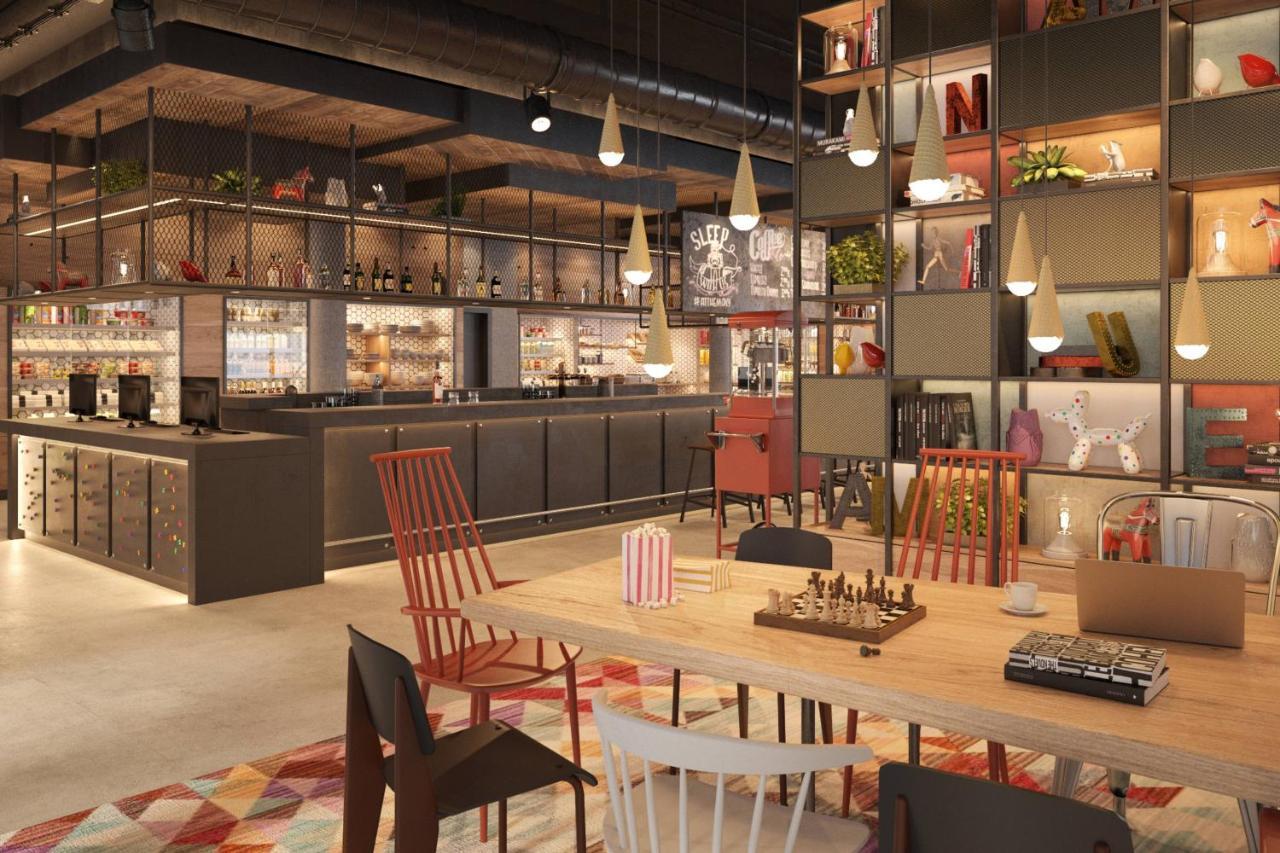 Moxy Rust Hotel Bagian luar foto